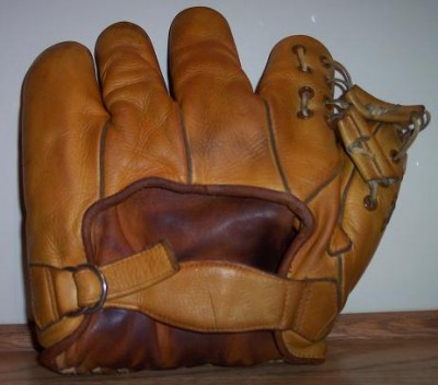 Mel Ott JC Higgins Back Josh.jpg