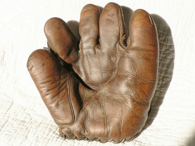 Babe Ruth Glove.jpg