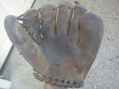 glove4.jpg (165.69 KiB) Viewed 5283 times glove4.jpg